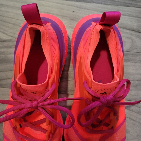 Adidas X Stella McCartney Ultraboost Light Sneakers - Picture 4 of 8